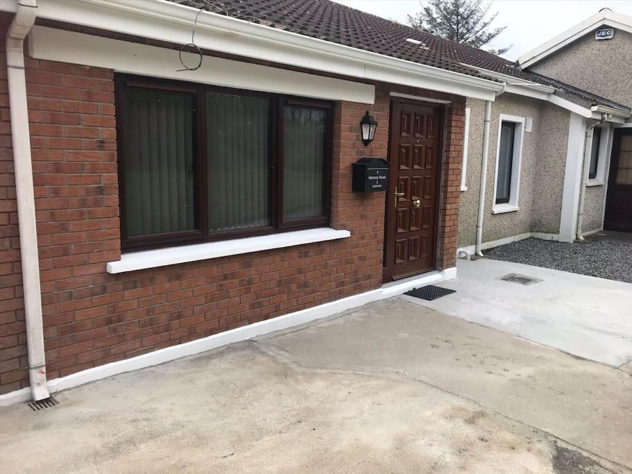 Harmony House Enclosed Property Near Beach And Lake ترامور المظهر الخارجي الصورة
