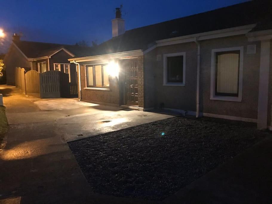Harmony House Enclosed Property Near Beach And Lake ترامور المظهر الخارجي الصورة